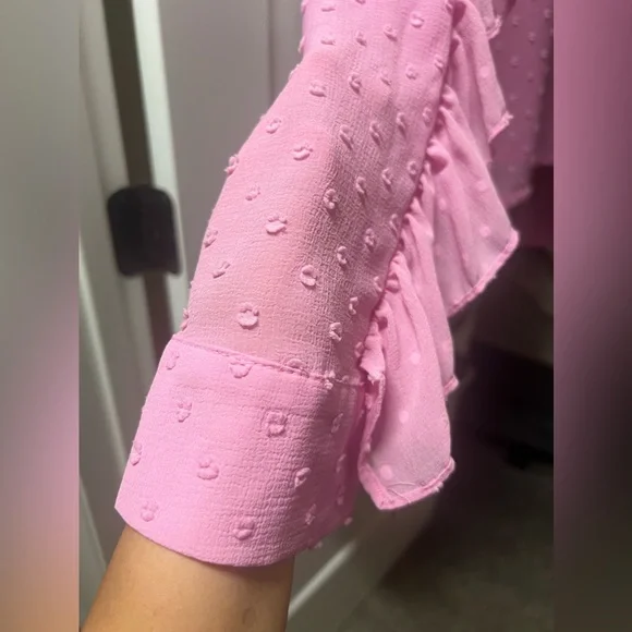 New lilac/pinkish ruffle top - Picture 3 of 5